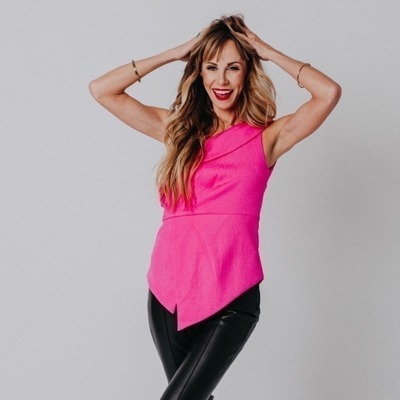 My Kim vibrant pink one shoulder super cool top, NEW - Picture 3 of 10